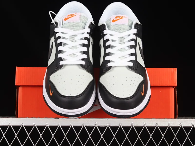 All Categories Nk SB Dunk Series Nk SB Dunk Low Low-top sneakers Cost-effective version Nk Dunk Low "Mini Orange Swoosh" SB low-top sports and leisure sneakers FN7808-001